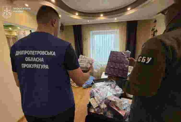 СБУ та прокуратура проводять масштабні обшуки через фальсифікований препарат для схуднення