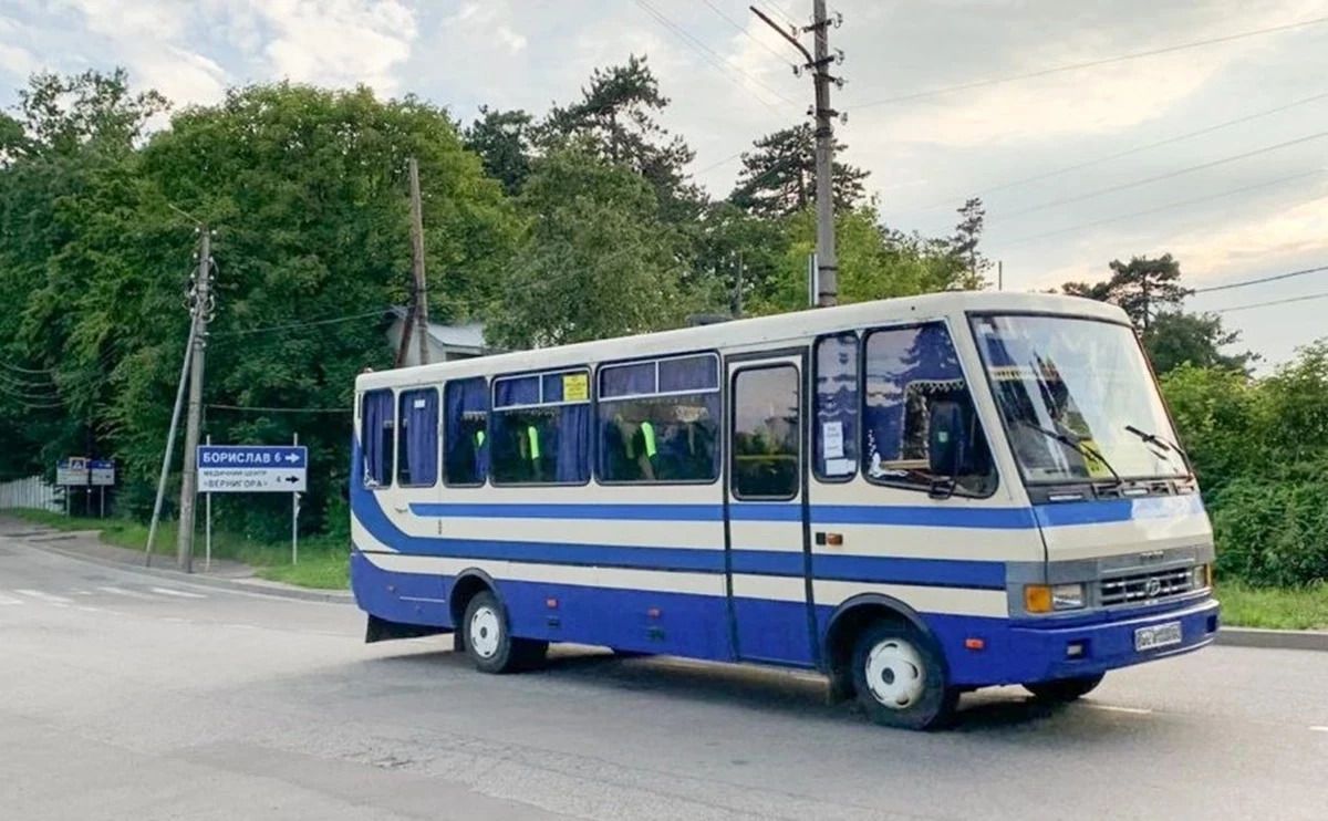 На 34 автобусних маршрутах Львівщини змінили перевізників
