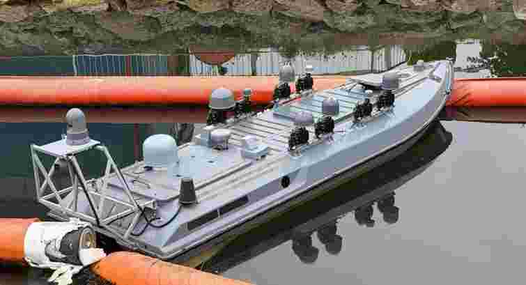 ВМС України показали перший в історії бій морських безекіпажних катерів