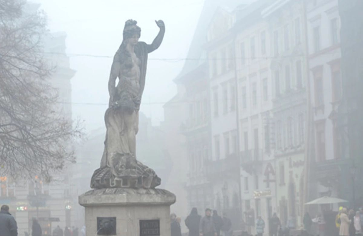 У Львові оголосили попередження через сильний туман
