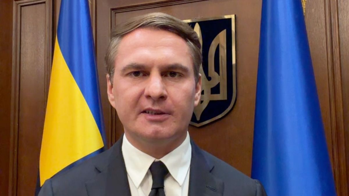 Руслан Кравченко підписав підозру директору НАБУ Семену Кривоносу