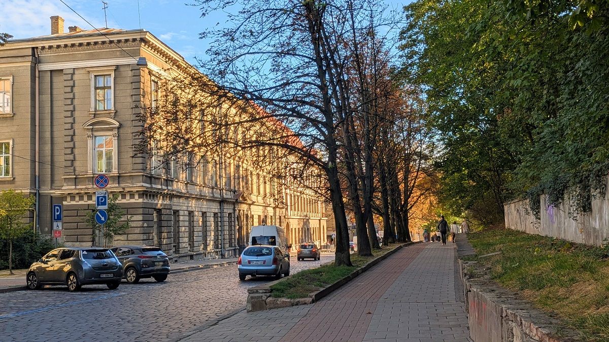 Потепліє чи задощить: синоптики розповіли прогноз для Львівщини на 15 вересня