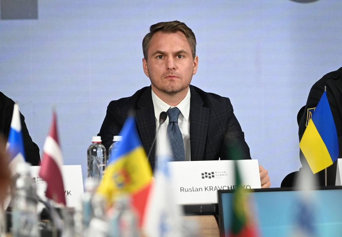 «Укрпошта» перевірить обставини відправки підозр Русланом Кравченком