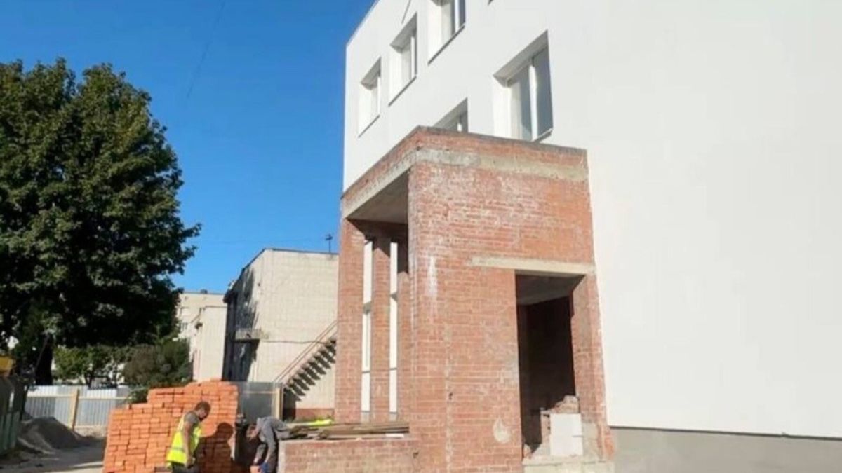 У Львові завершують будівництво нового корпусу гімназії «Провесінь» 