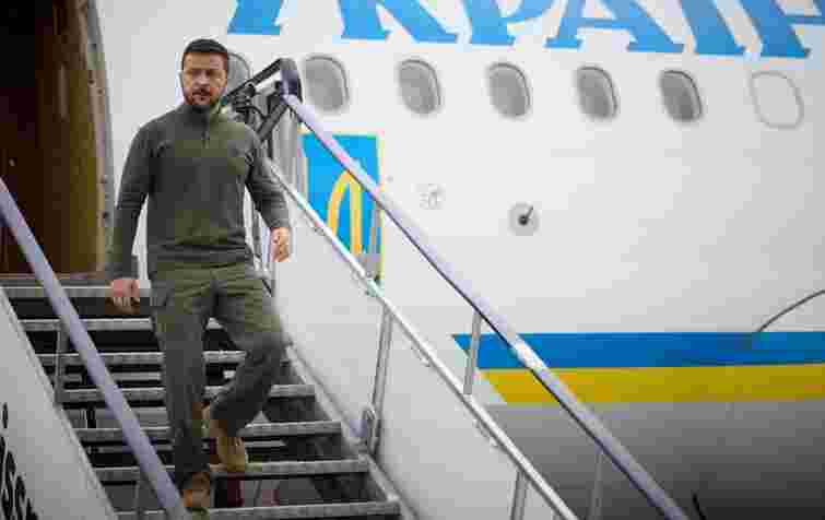 Володимир Зеленський розповів про дві російські атаки на його літак