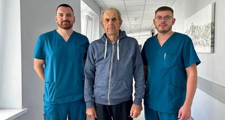 25-сантиметрова пухлина поглинула цукор в організмі 77-річного пацієнта  і він впав у кому