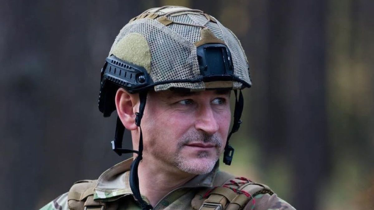 Генерал Віктор Ніколюк залишає посаду командувача ОК «Схід»