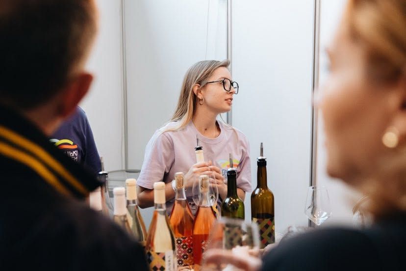 Частину коштів від продажу «Ветеранського вина» передадуть на підтримку Unbroken / Фото надане організаторами