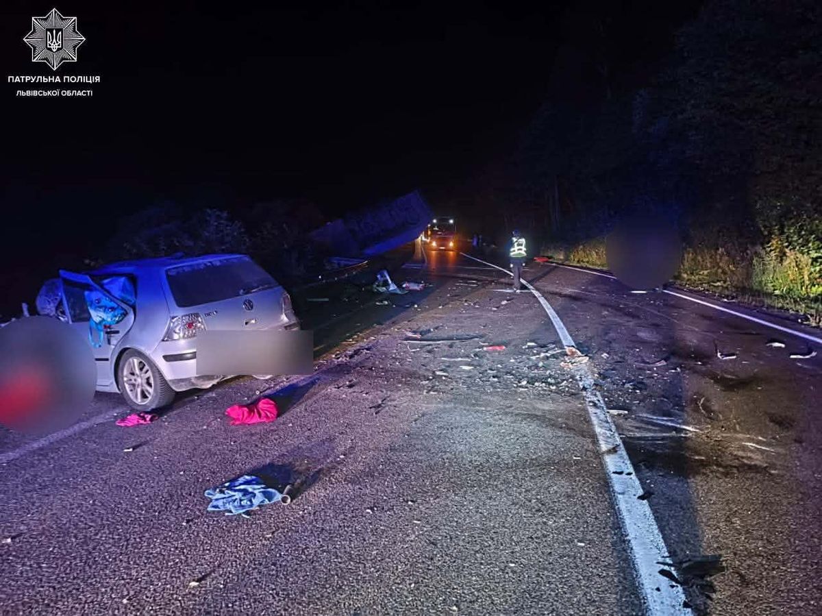 41-річна водійка Volkswagen Golf загинула в ДТП з фурою на Сколівщині