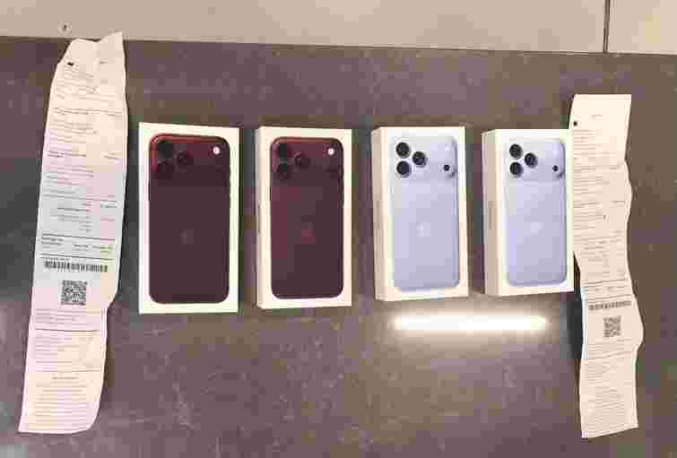 Львівські митники вилучили перші контрабандні iPhone 18 Pro Max