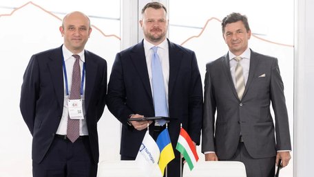 Україна створить стратегічні запаси пального в Угорщині