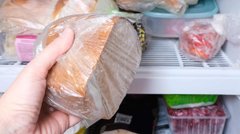 Хліб після морозилки буде як свіжий: як правильно його розморозити