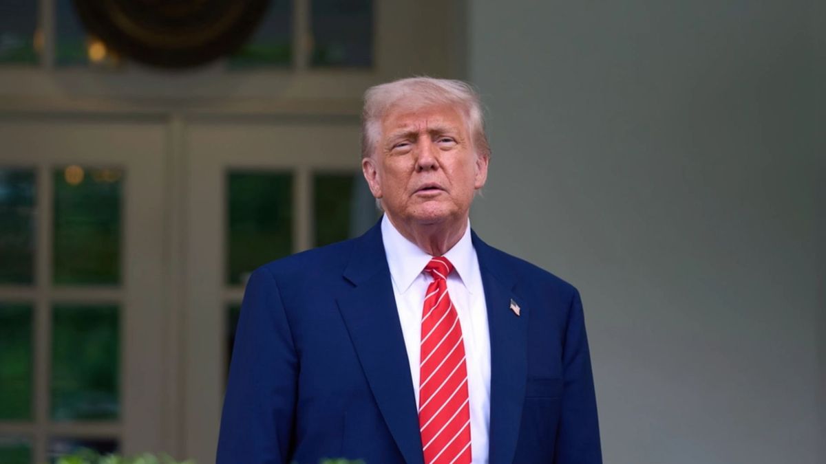 Трамп заявив, що Росія втратила контроль над нафтовою галуззю через війну в Україні