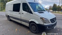На трасі неподалік Львова мікроавтобус на смерть збив 77-річного пішохода