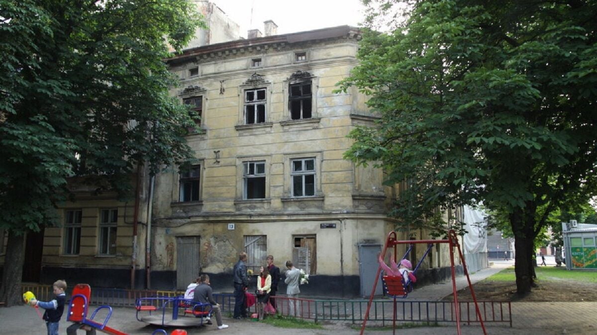 Львов, пл Ризни, Павел Дубневич, семья Дубневичей