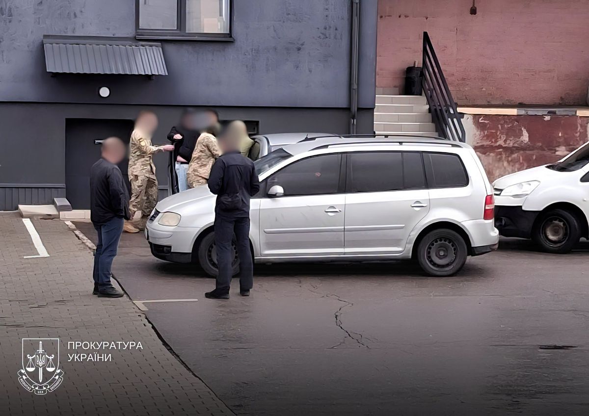 Трьох військовослужбовців ТЦК затримали за побиття 40-річного водія у Рівному