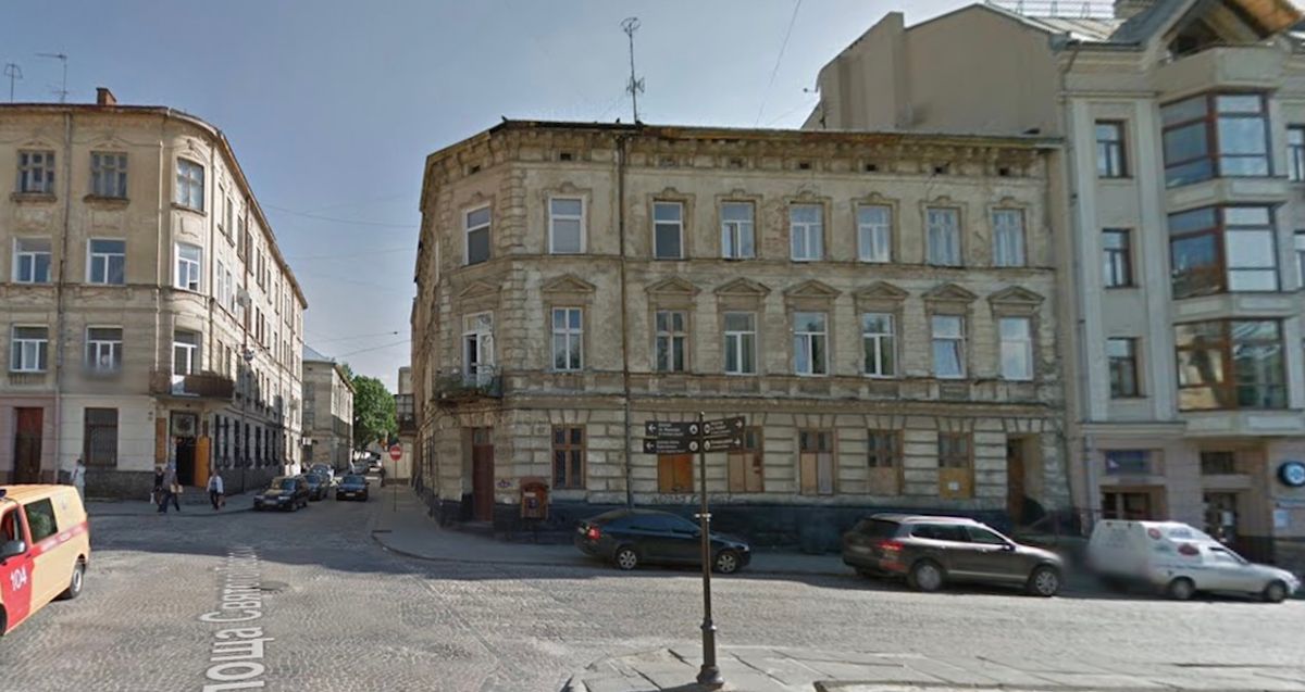 У центрі Львова реконструюють історичну будівлю з пристосуванням під готель