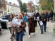 Батьки та вчителі школи у Брюховичах вийшли на пікет під Львівську ОВА
