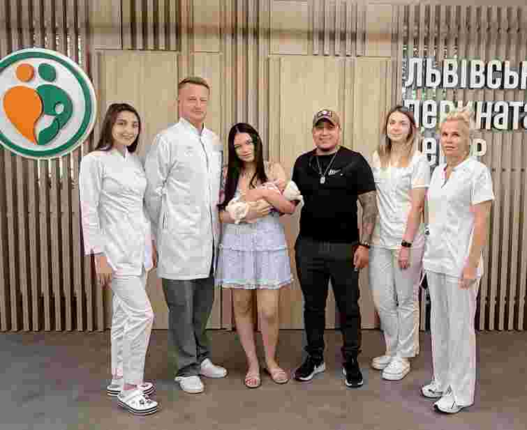 Львівські медики виходили передчасно народженого сина захисника України з Колумбії