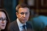 Прем’єр-міністр пояснив, звідки візьмуть гроші на виплати військовим