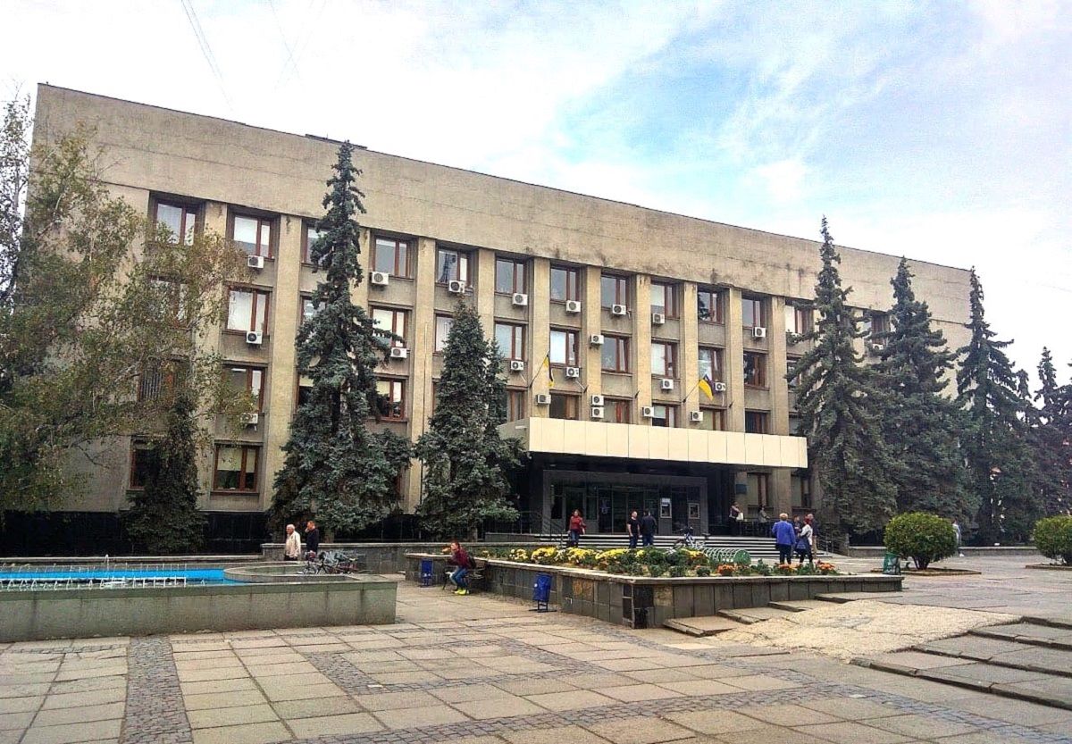 Депутати змінили структуру працівників Ужгородської міської ради