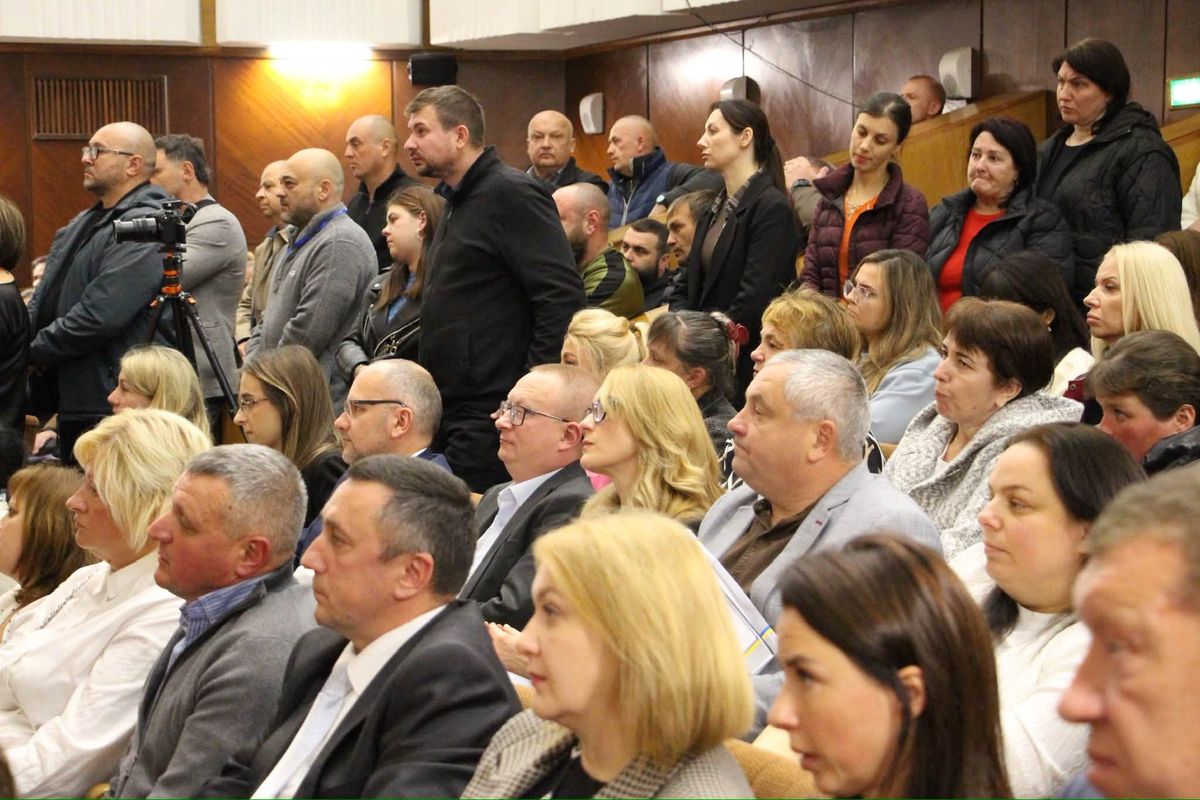 На Прикарпатті розгорівся скандал довкола призначення керівника медичного коледжу