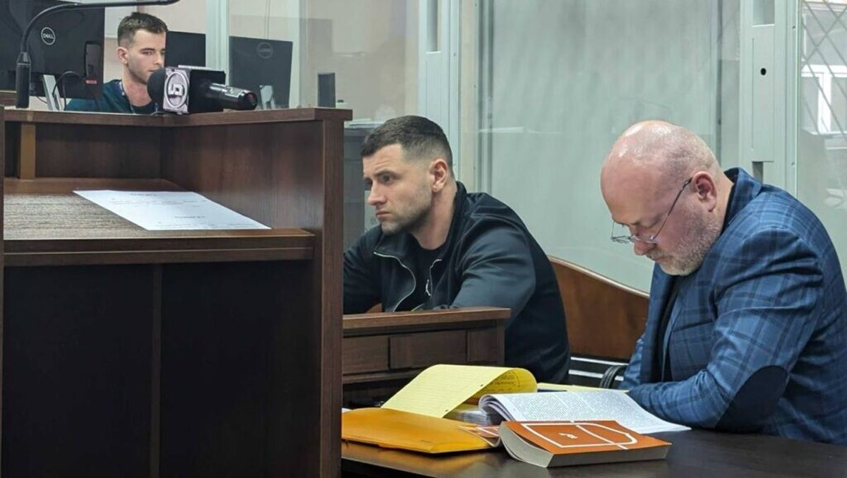 Ексрадник ОП Артем Шило пішов на угоду зі слідством у справі про розкрадання  на «Укрзалізниці»