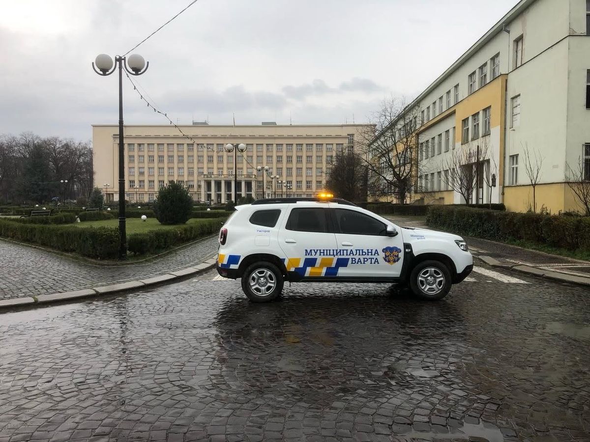 Ужгородська міськрада володіє автопарком з 19 автомобілів
