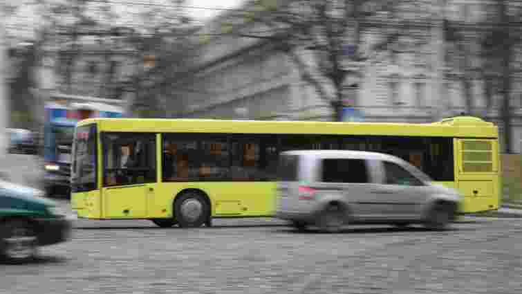 Біля Львова перекриють поворот до Малих Грибовичів: як зміниться рух автобусів