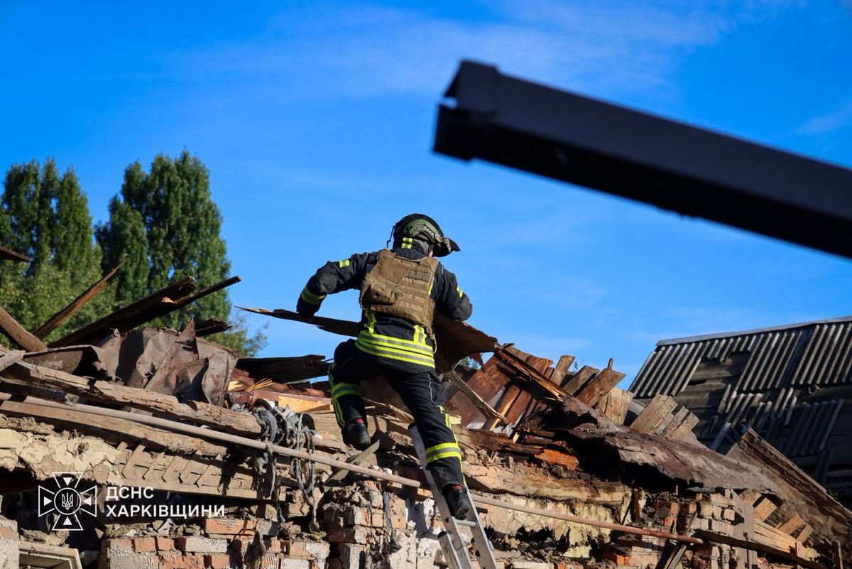 Росіяни вдарили КАБами по Харкову, загинули двоє людей