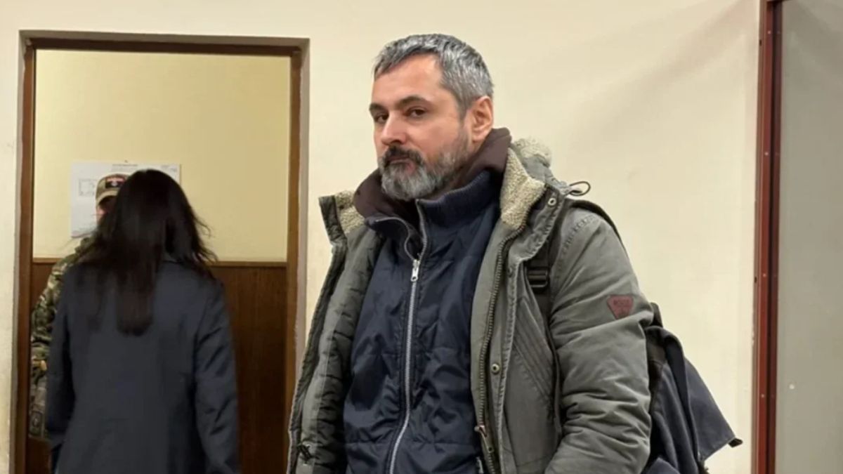 Підозрюваний у сексуальному насильстві екскерівник «Молодого театру» вийшов під заставу