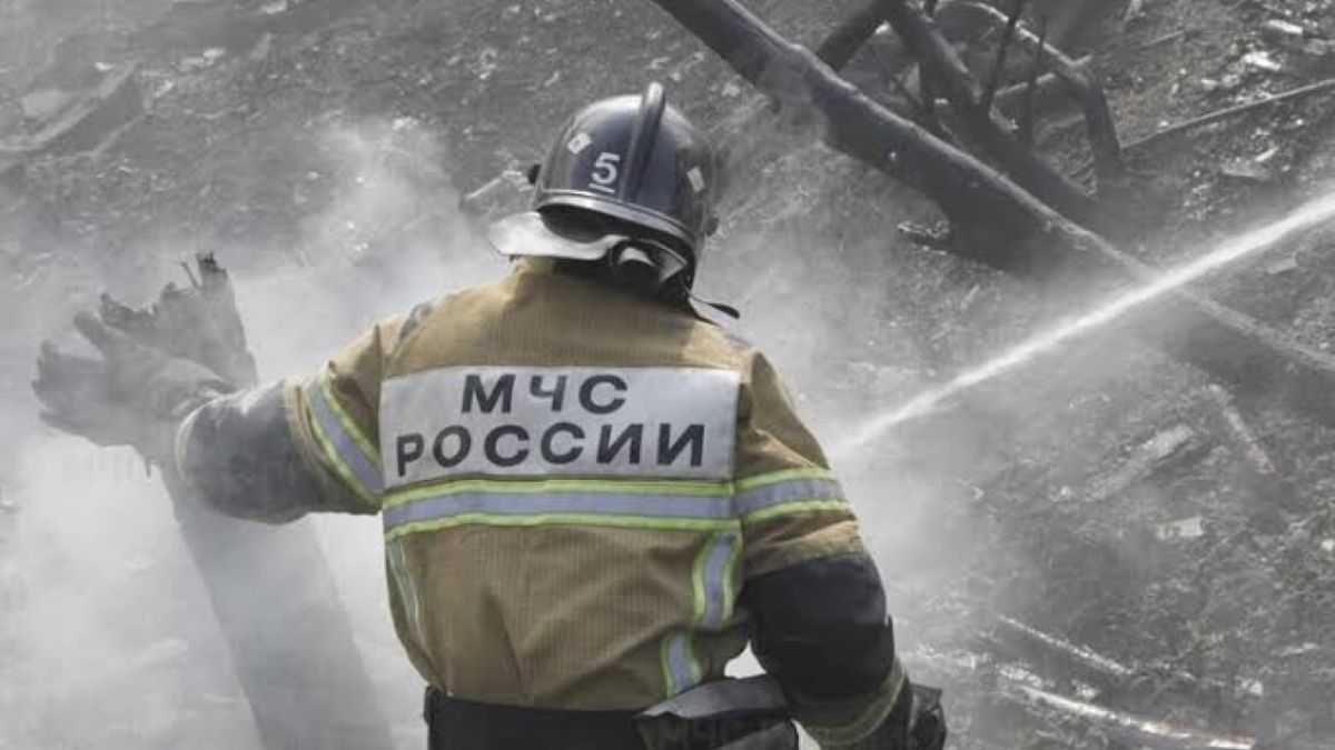 В Адигеї під час атаки дронів спалахнула пожежа на аеродромі