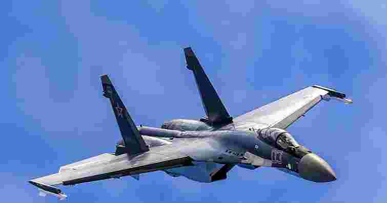 СБУ уразила російські винищувачі Су-35 та Су-34 на військовому аеродромі в Адигеї