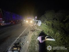 57-річний водій Renault Logan загинув у ДТП з кросовером біля Львова