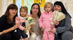 У Центрі дитячої медицини Львова двом дівчаткам одночасно пересадили нирки від одного донора 