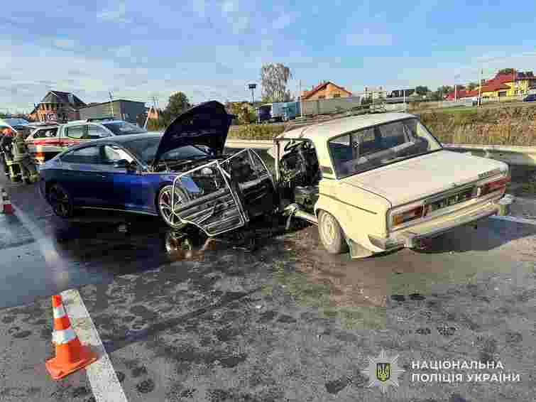 31-річний водій Audi S5 вчинив смертельну ДТП за зустрічній смузі біля Львова