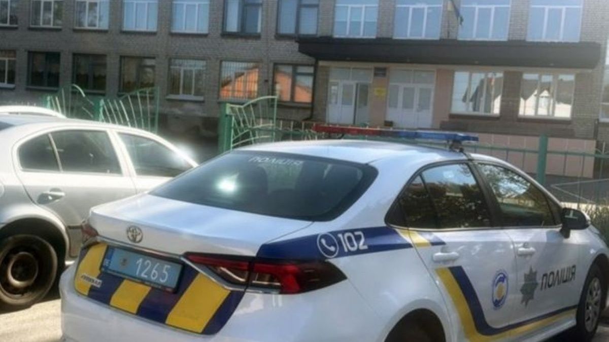 У гімназії на Житомирщині під час тривоги вибухнула граната