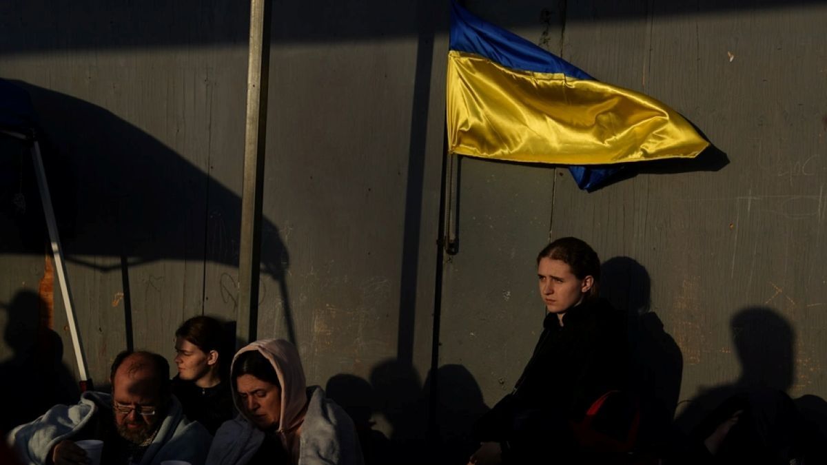 Понад 100 тис. українців можуть депортувати зі США