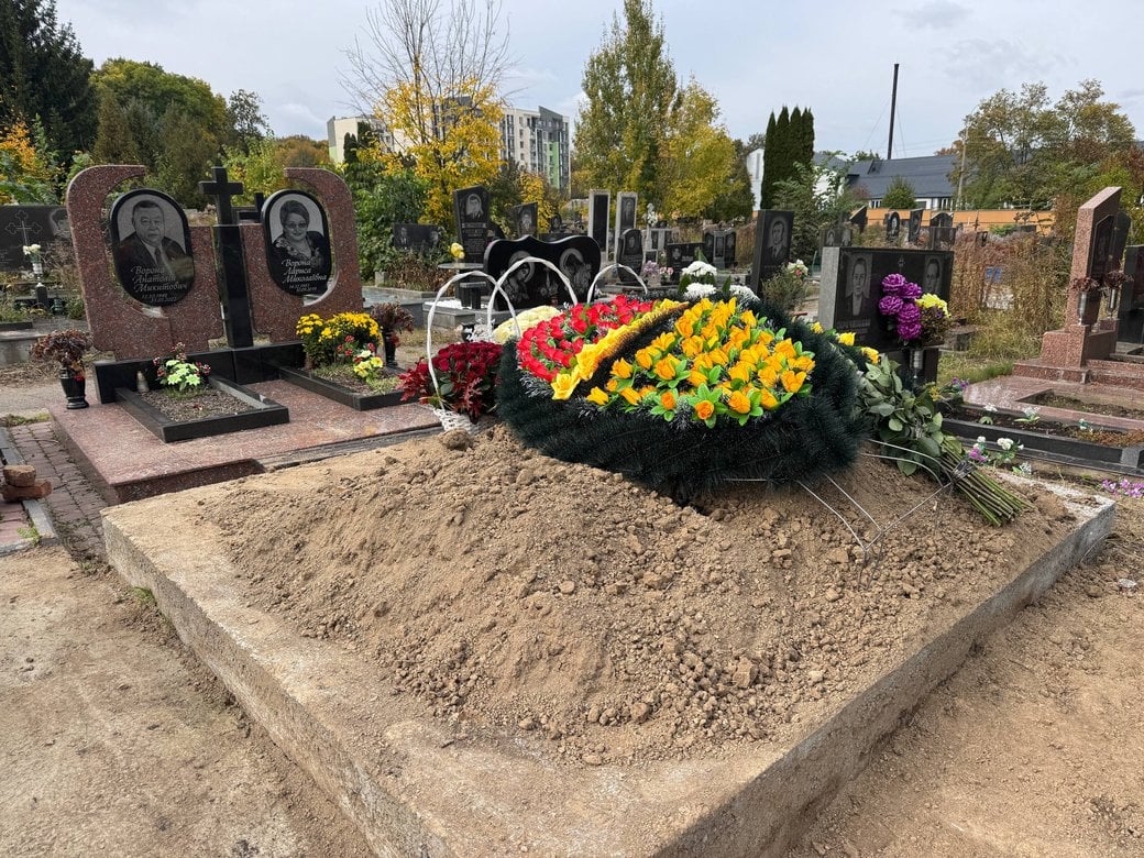Могила Анатолія Кашпіровського у Вінниці