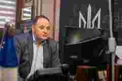 Мер Франківська запропонував заохочувати водійок автобусів безкоштовними салонами краси
