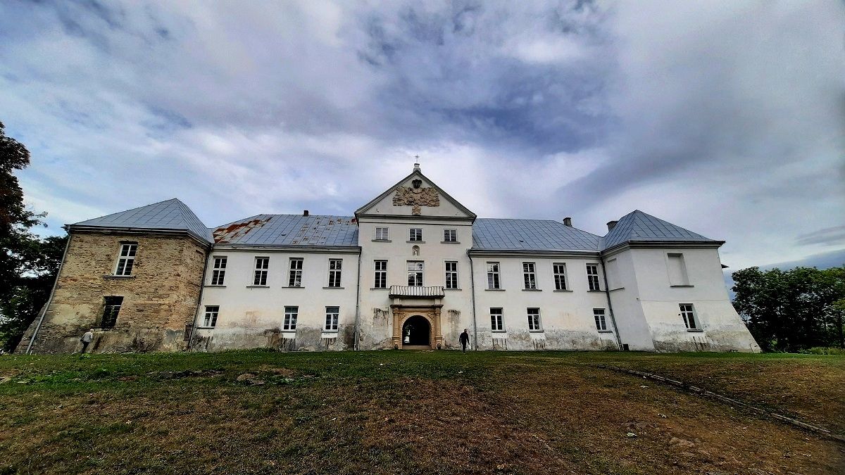 Забутий конкурент Львова: чим відомий Язловець і що там можна оглянути