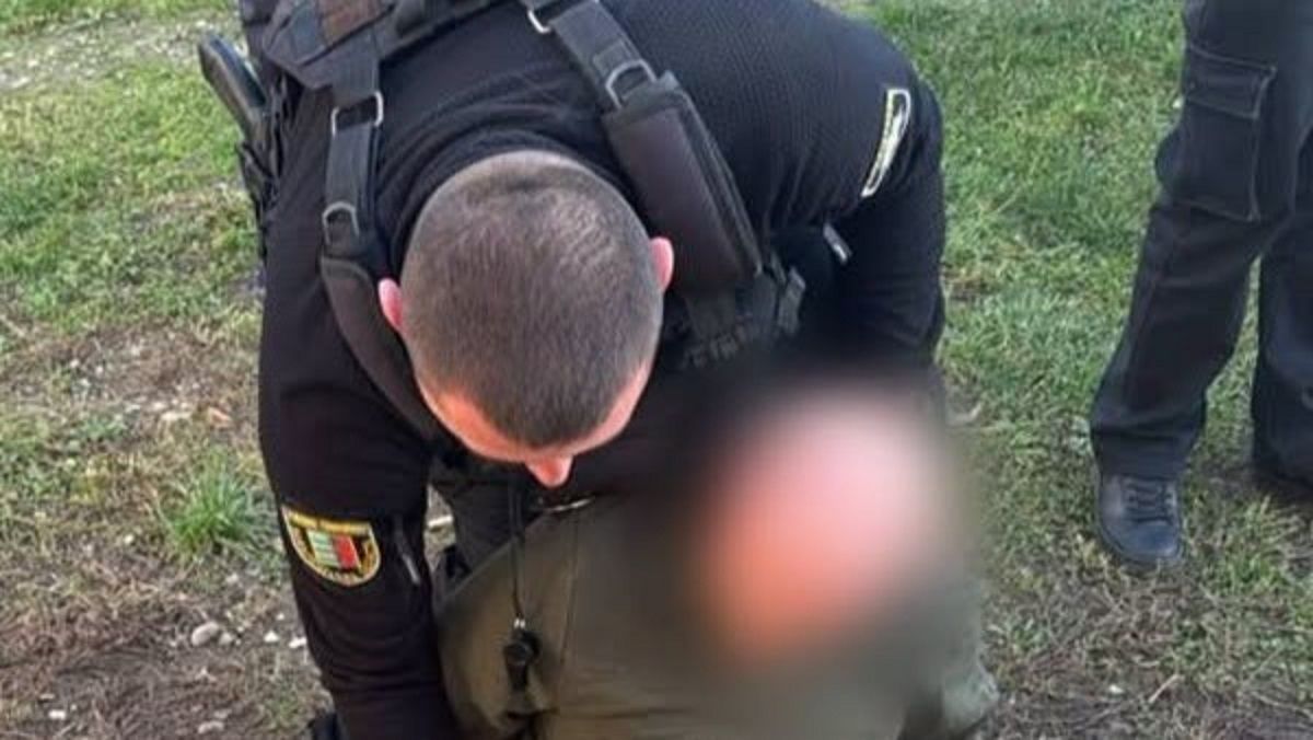 Двоє людей загинули унаслідок стрілянини у прикордонному селищі на Закарпатті