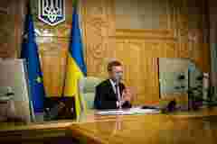 Кабмін переглядає cистему бронювання працівників через масштабні зловживання
