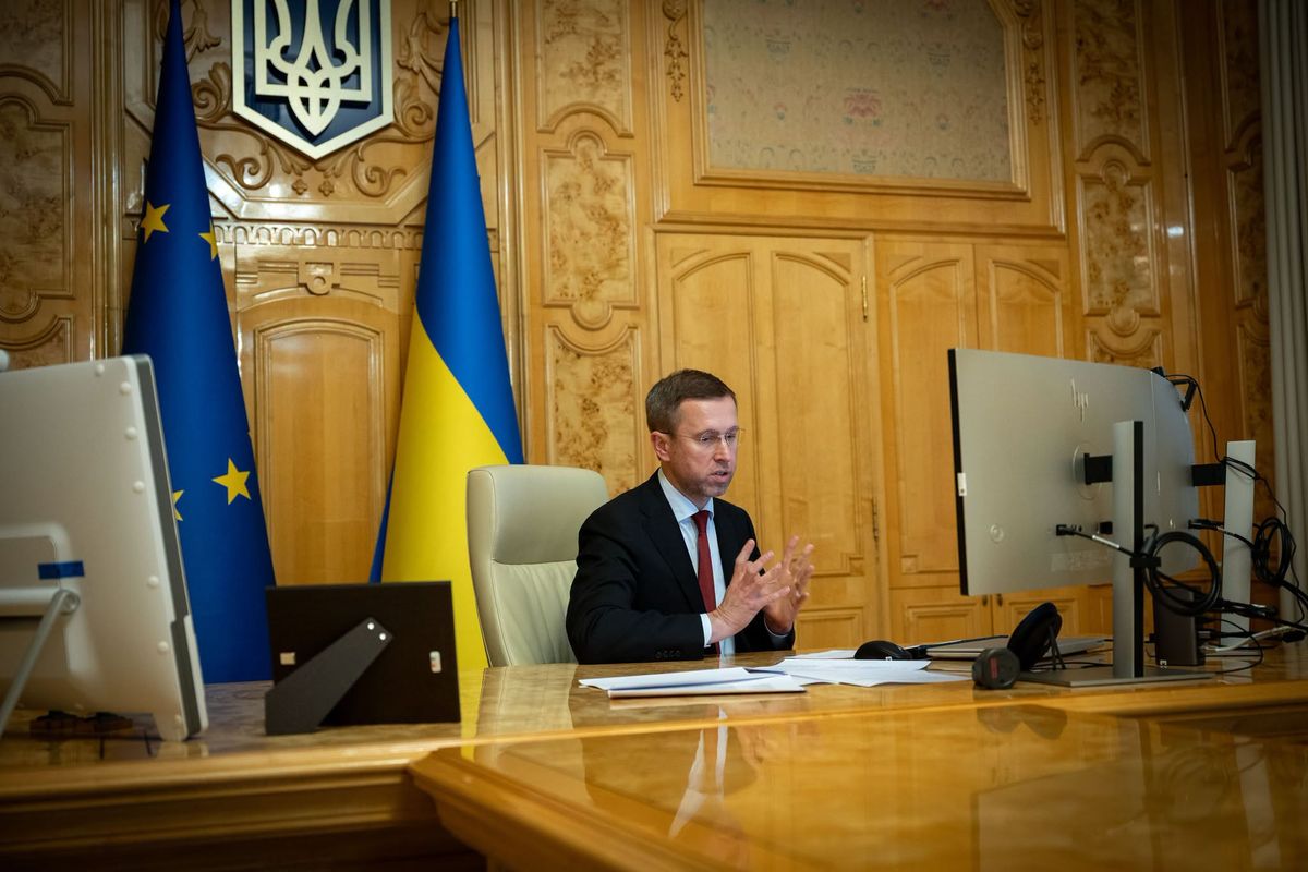 Кабмін переглядає cистему бронювання працівників через масштабні зловживання
