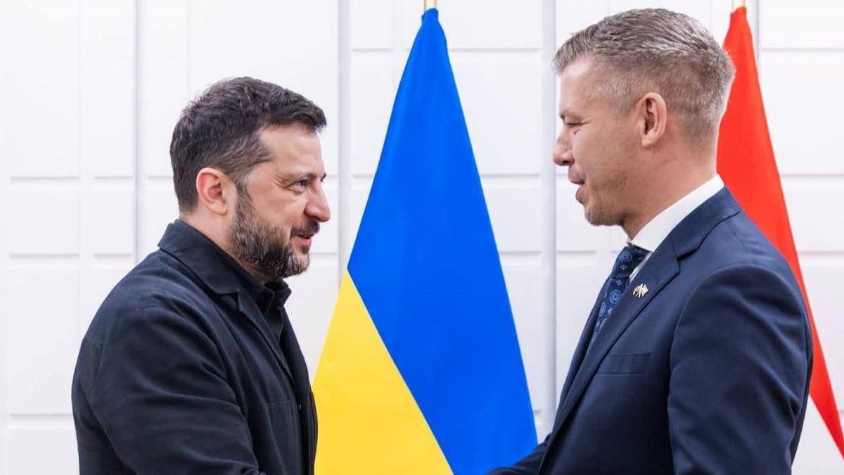 Володимир Зеленський провів першу зустріч з прем'єром Угорщини 