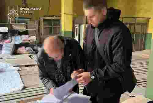 Директору підприємства на Хмельниччині загрожує увʼязнення через ампутовану руку працівниці 