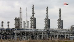Дрони вперше уразили завод зі стабілізації конденсату в Ханти-Мансійському окрузі Росії
