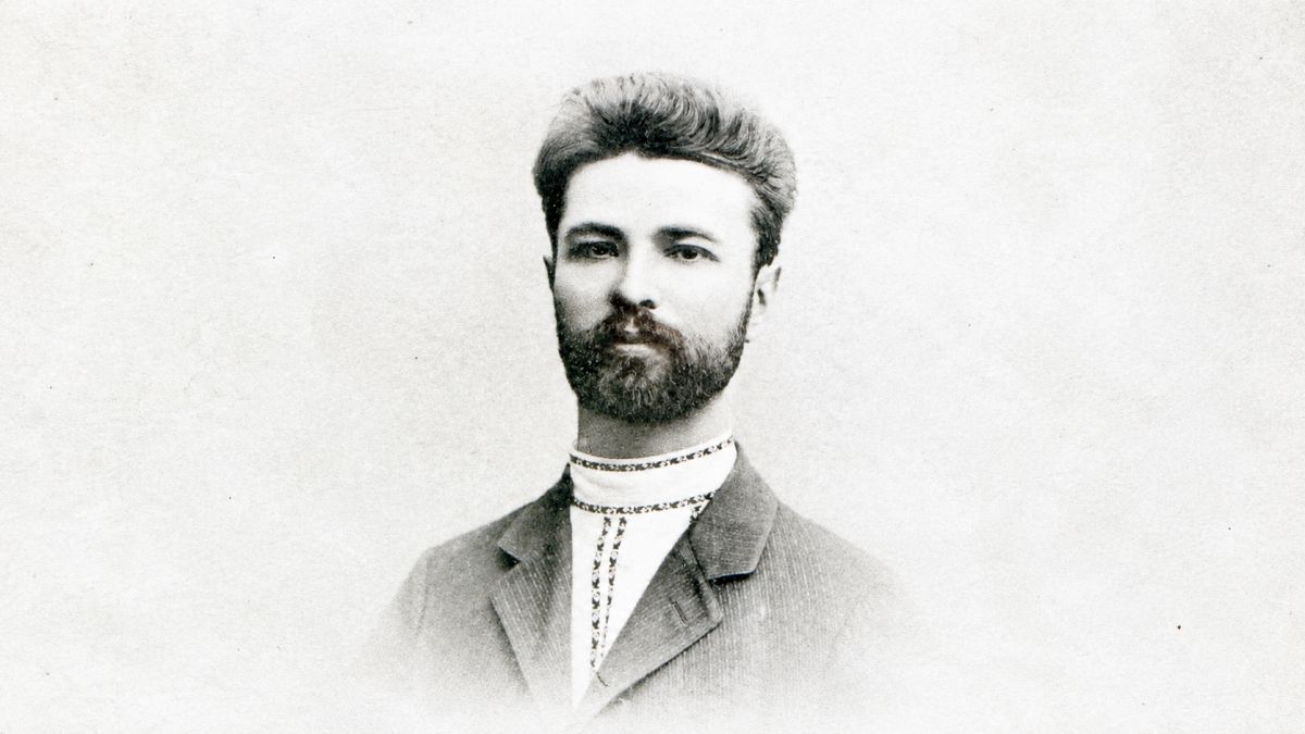 «Хрещений батько» УНР та української літератури: цікаві факти про Сергія Єфремова