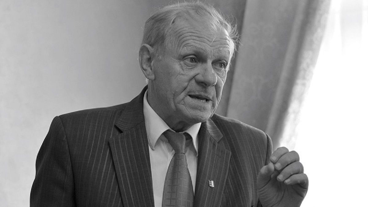 Один з перших українських лайнсменів ФІФА помер на Закарпатті
