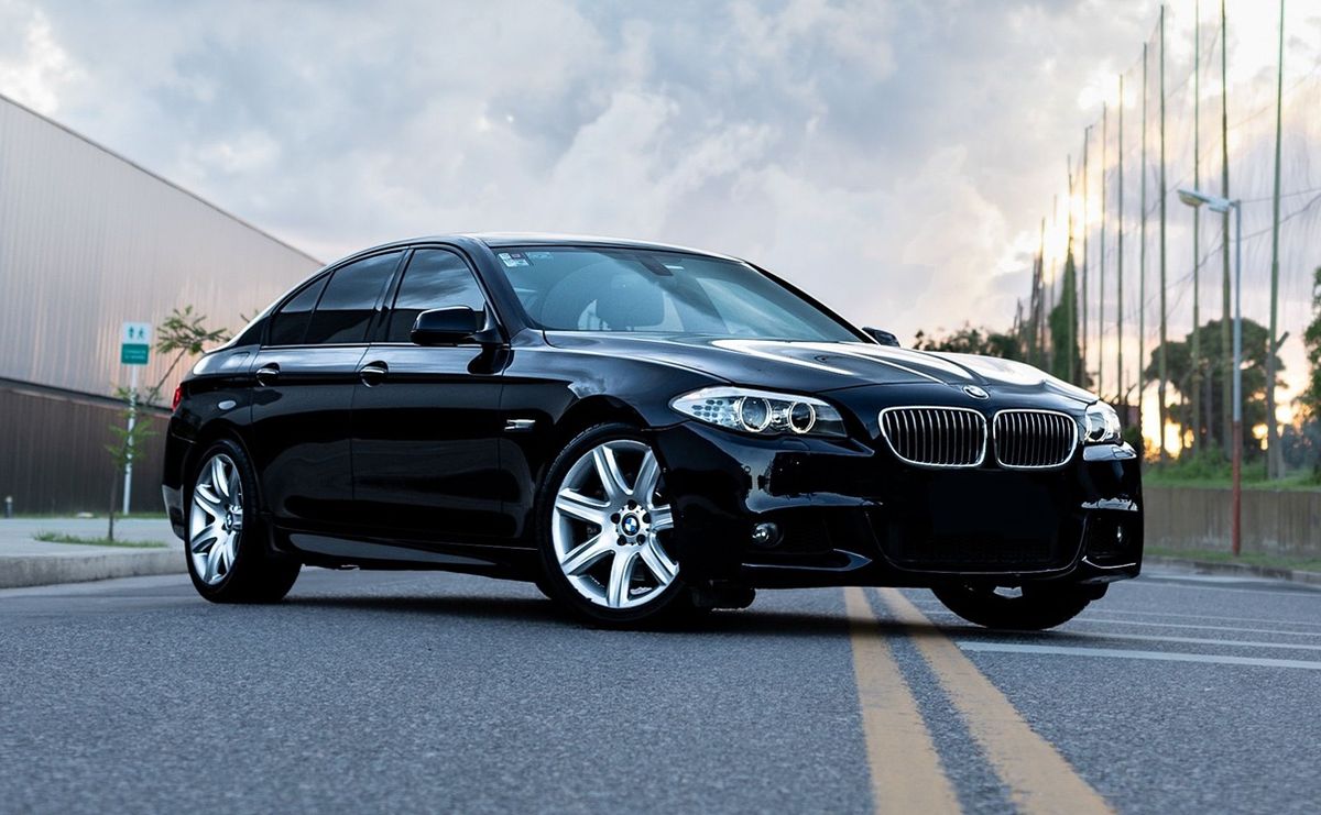 Суд у Львові конфіскував BMW в одесита через контрабанду 6 тис. пігулок екстазі
